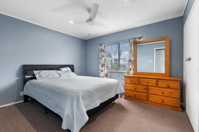 Photo of property in 2/16 Rice Crescent, Papakura, 2110