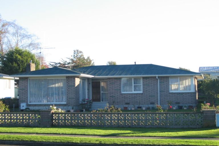 Photo of property in 110 Elizabeth Drive, Tokoroa, 3420