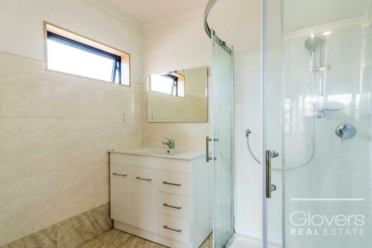 Photo of property in 17 Edgewood Way, Henderson, Auckland, 0612