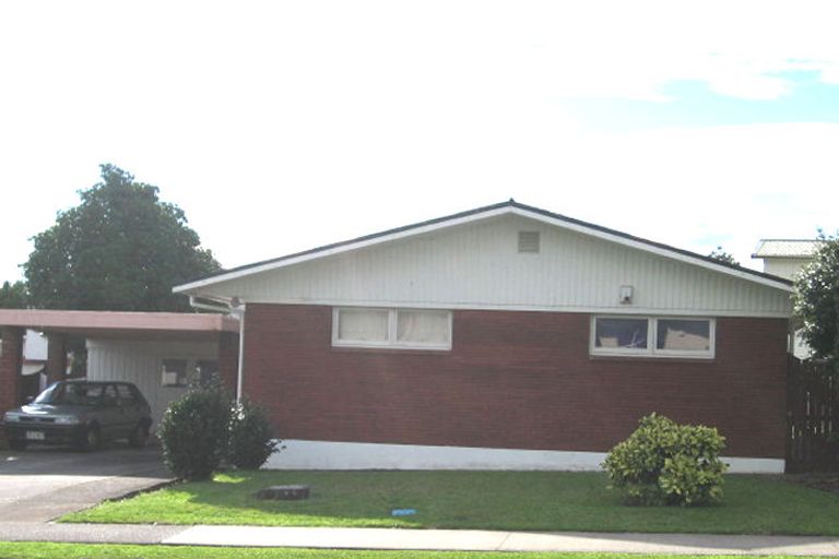 Photo of property in 55 Priestley Drive, Bucklands Beach, Auckland, 2014