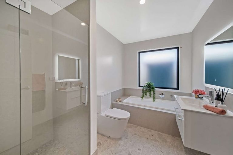 Photo of property in 2/557 Cranford Street, Papanui, Christchurch, 8052