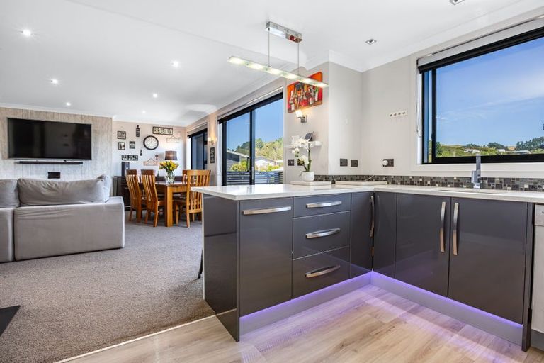 Photo of property in 53 Spyglass Lane, Whitby, Porirua, 5024