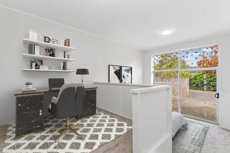 Photo of property in 70 Kaurilands Road, Titirangi, Auckland, 0604