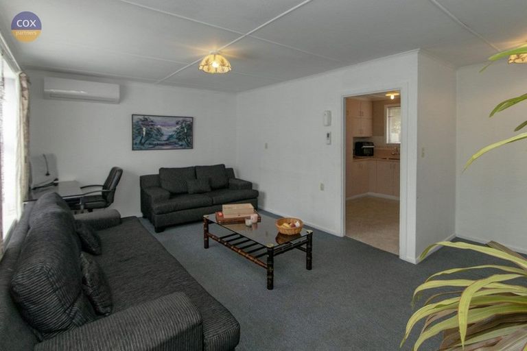 Photo of property in 102 Karaitiana Street, Frimley, Hastings, 4120