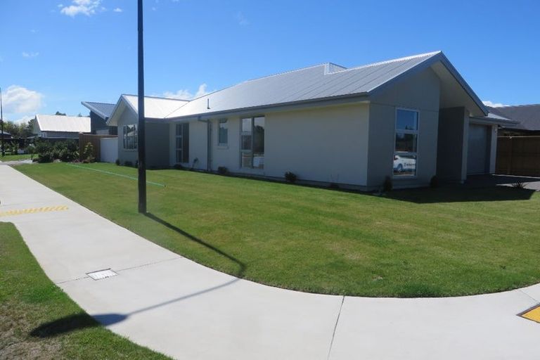 Photo of property in 17 Ridgeway Avenue, Rolleston, 7615