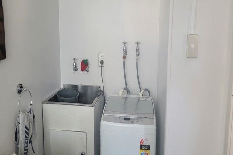 Photo of property in Mccallister Heights, 381u7 Adelaide Road, Newtown, Wellington, 6021