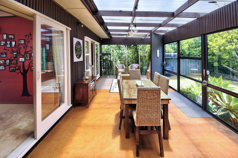 Photo of property in 237 Metcalfe Road, Ranui, Auckland, 0612