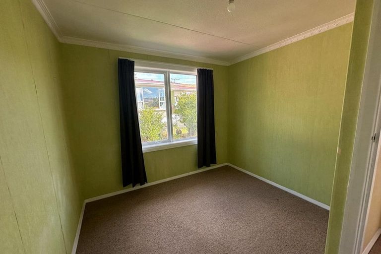 Photo of property in 64 Koremata Street, Green Island, Dunedin, 9018