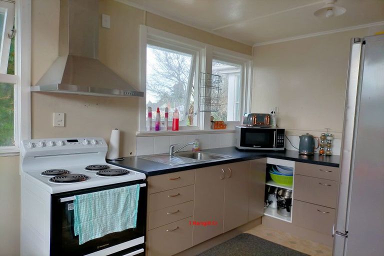 Photo of property in 1 Hartgill Crescent, Dannevirke, 4930