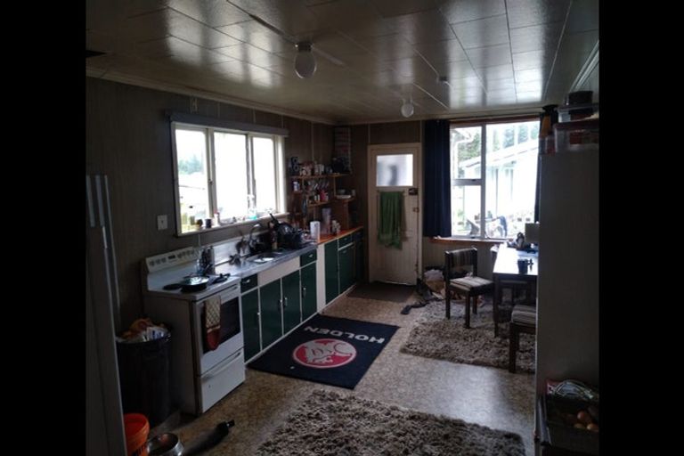 Photo of property in 2 Murray Street, Whataroa, 7886