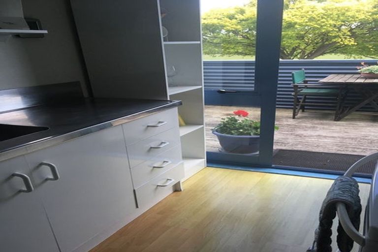 Photo of property in 16 Freyberg Street, Roslyn, Palmerston North, 4414