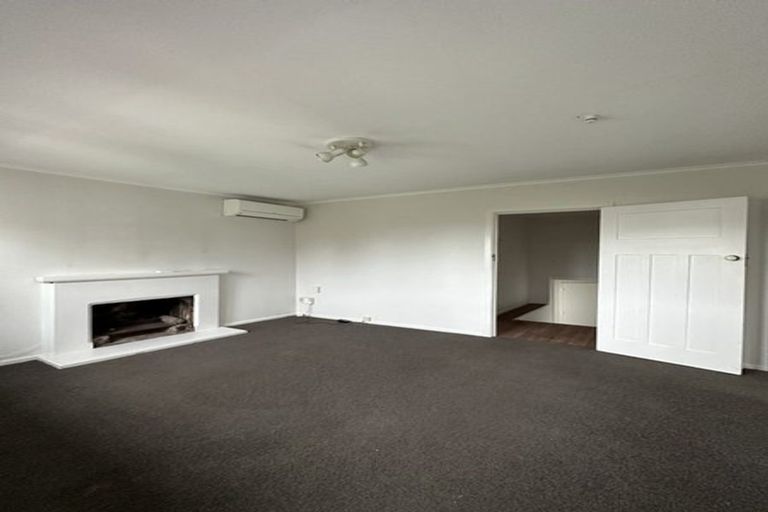 Photo of property in 1/75 Kowhai Road, Mairangi Bay, Auckland, 0630