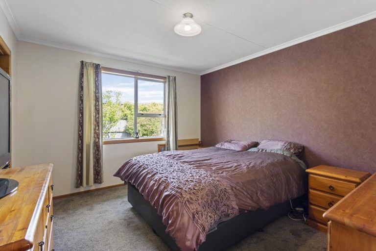 Photo of property in 76 Scott Street, Strathern, Invercargill, 9812