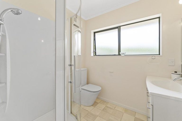 Photo of property in 9 Leigh Place, Paraparaumu Beach, Paraparaumu, 5032