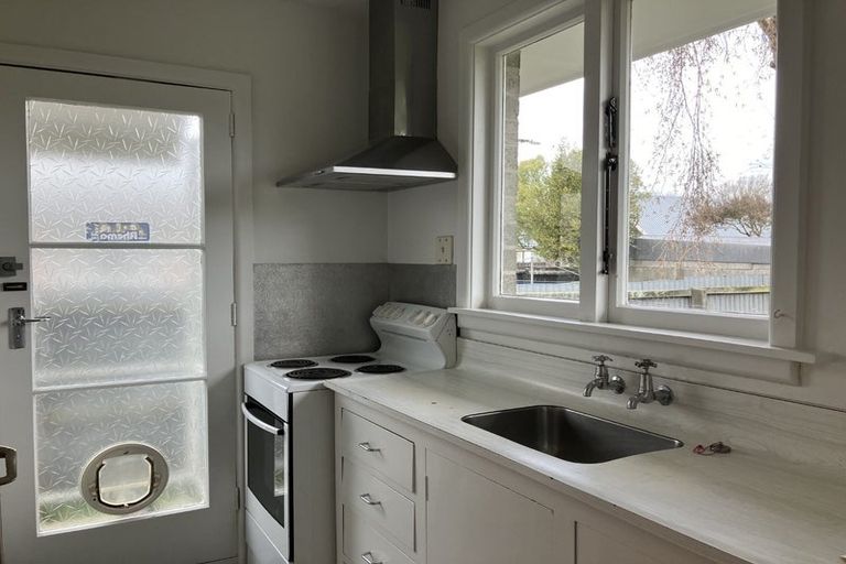 Photo of property in 2/26 Edgeware Road, St Albans, Christchurch, 8014