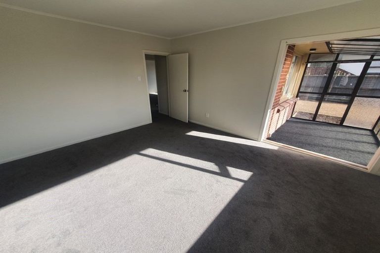 Photo of property in 48 Niven Street, Avondale, Christchurch, 8061