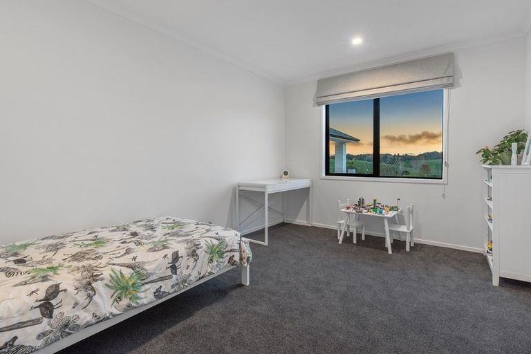 Photo of property in 857 Wainui Road, Wainui, Silverdale, 0994