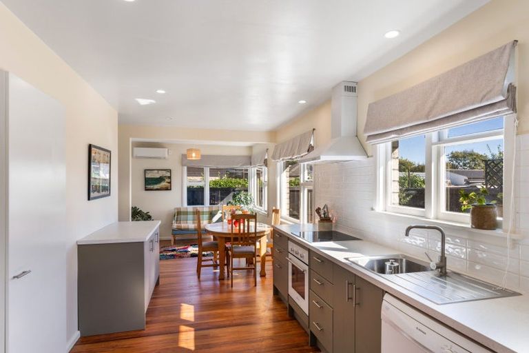 Photo of property in 14 Coniston Avenue, Ilam, Christchurch, 8041