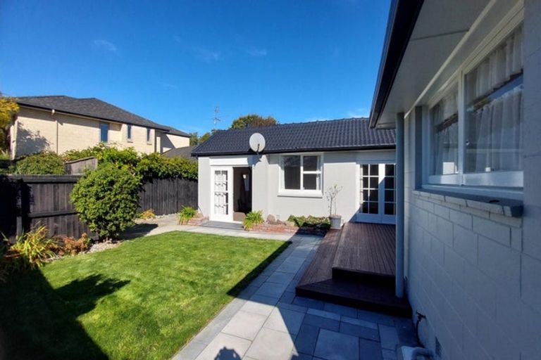 Photo of property in 75 Inwoods Road, Parklands, Christchurch, 8083