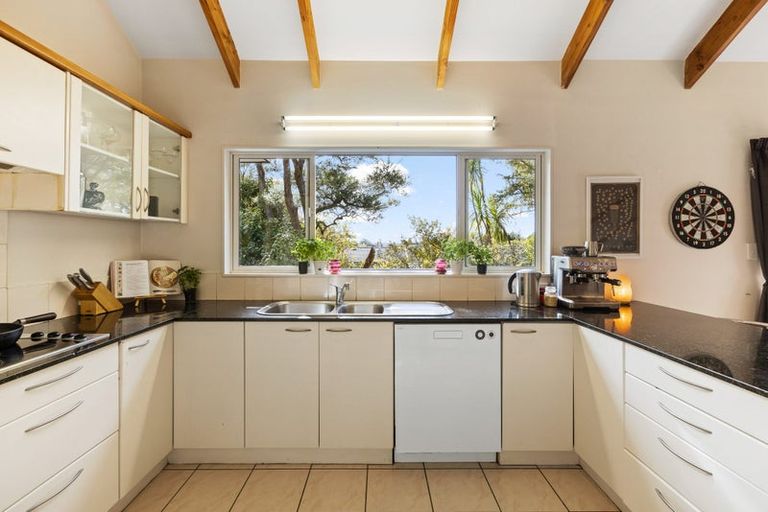 Photo of property in 8f Roseberry Avenue, Birkenhead, Auckland, 0626