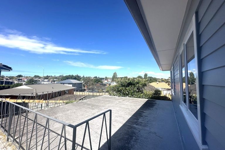 Photo of property in 1/92 Union Road, Howick, Auckland, 2014