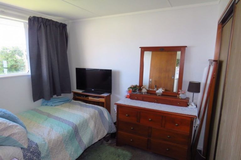 Photo of property in 99 Romilly Street, Westport, 7825