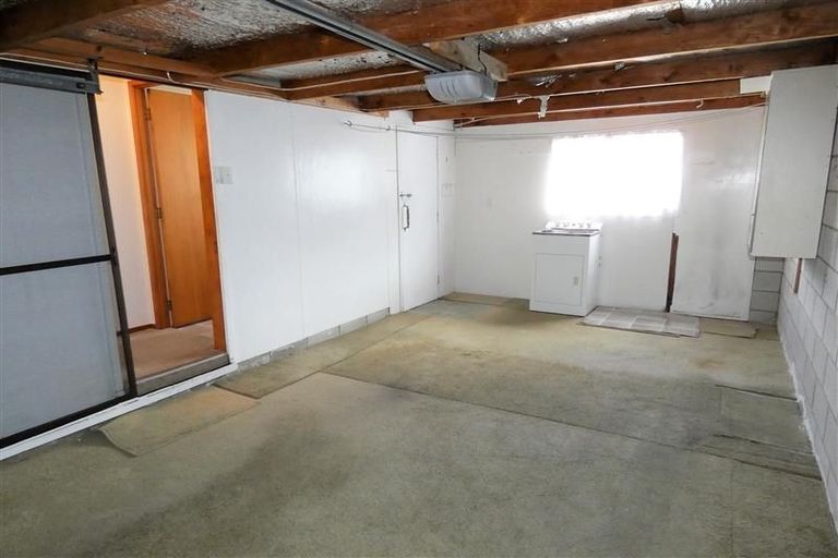 Photo of property in 1/7 Gerald Stokes Avenue, Helensville, 0800