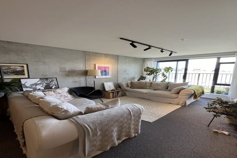 Photo of property in 403/21u King Street, Mount Cook, Wellington, 6021