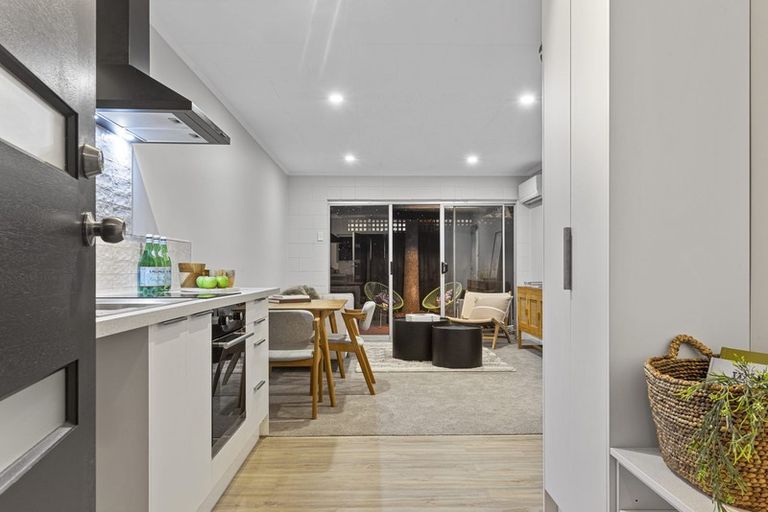 Photo of property in 1/106 Charles Street, Waltham, Christchurch, 8011