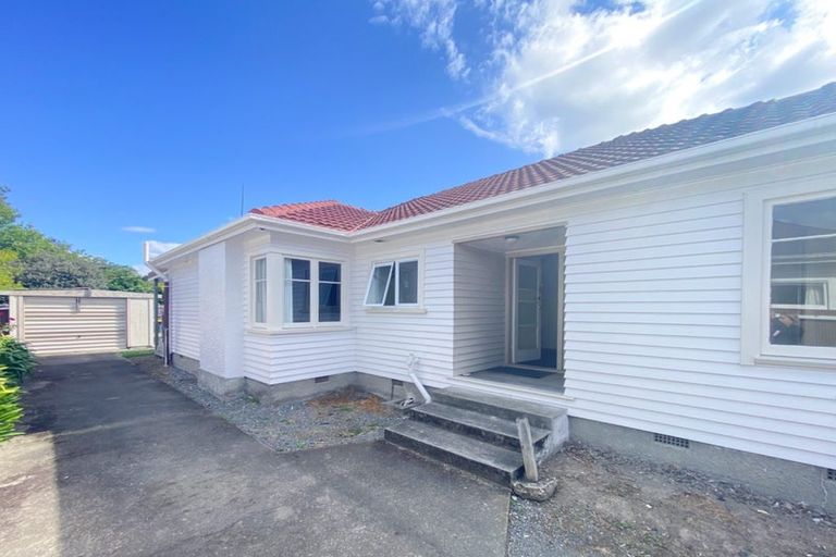 Photo of property in 104 Suva Street, Upper Riccarton, Christchurch, 8041