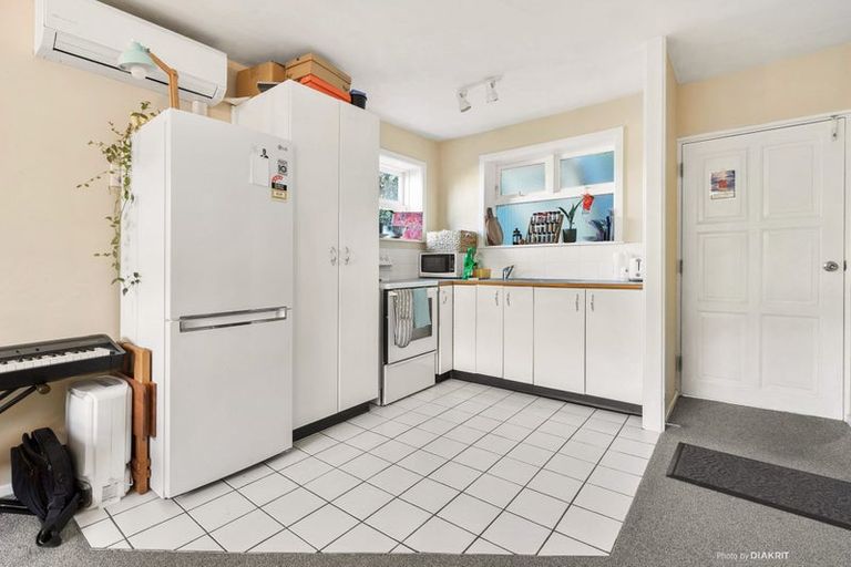 Photo of property in Parkland Flats, 51u6 Adams Terrace, Kelburn, Wellington, 6021