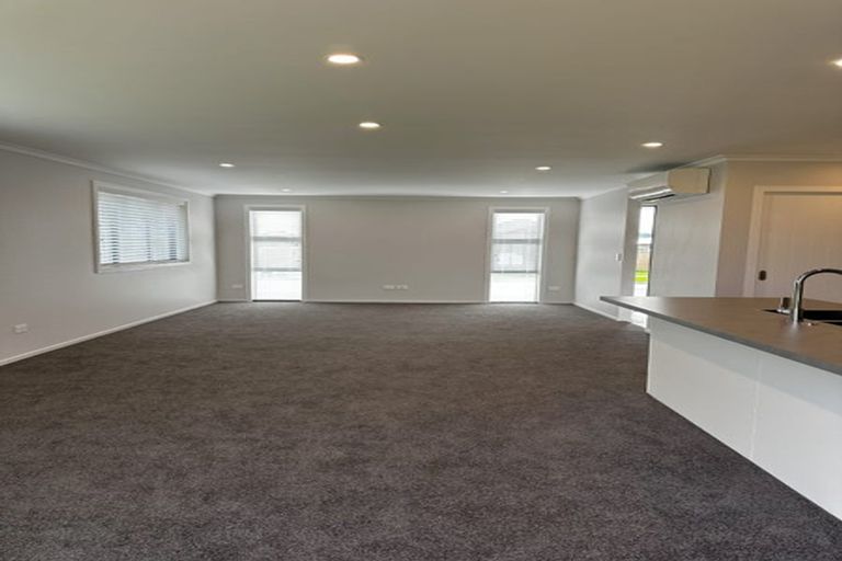 Photo of property in 7 Hoete Way, Tuakau, 2121