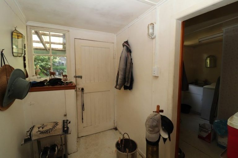 Photo of property in 304 Karaka Road, Thames, 3500