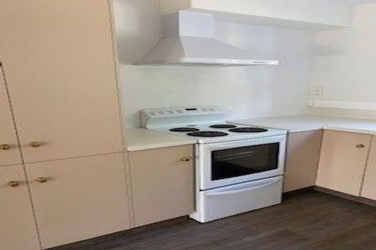 Photo of property in 10 Mayfair Street, Riccarton, Christchurch, 8011