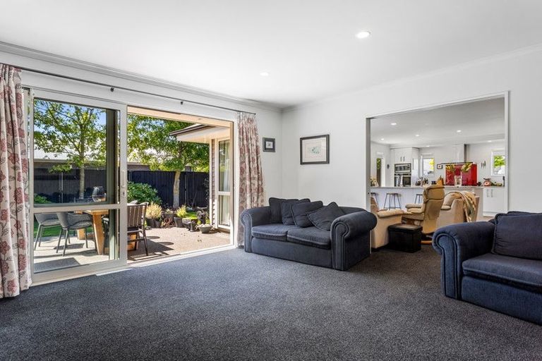 Photo of property in 9 Huntingdon Drive, Rangiora, 7400