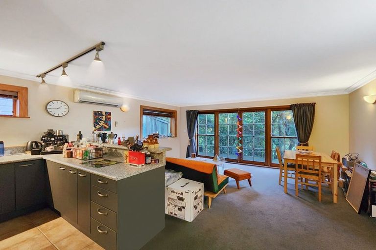 Photo of property in 76 Glenmore Street, Northland, Wellington, 6012