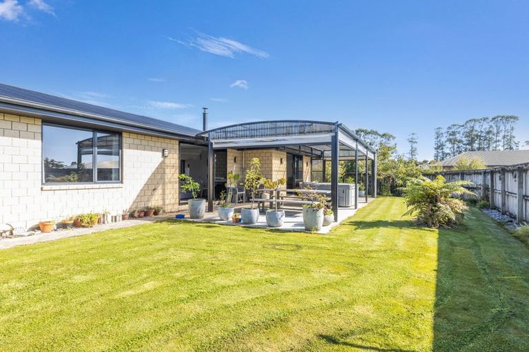 Photo of property in 6 Kawatiri Place, Westport, 7825
