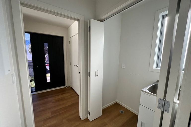 Photo of property in 30 Barber Grove, Moera, Lower Hutt, 5010