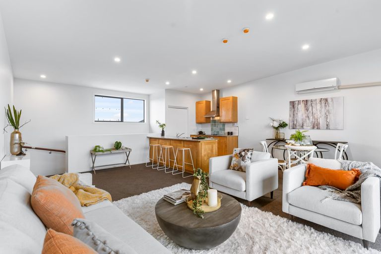 Photo of property in 18/63 Kestev Drive, Flat Bush, Auckland, 2016