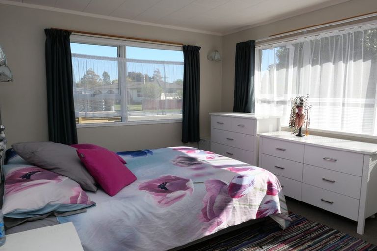 Photo of property in 16b Marere Avenue, Paraparaumu, 5032