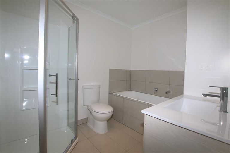 Photo of property in 5 Spotted Dove Road, Hobsonville, Auckland, 0616