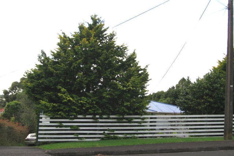 Photo of property in 62 Sherwood Avenue, Te Atatu South, Auckland, 0610