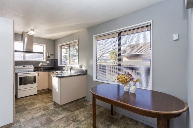 Photo of property in 3a Dickson Crescent, Hornby, Christchurch, 8042