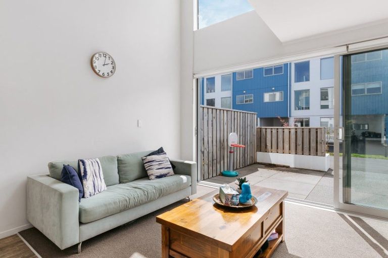 Photo of property in 31 Reynolds Place, Papamoa Beach, Papamoa, 3118