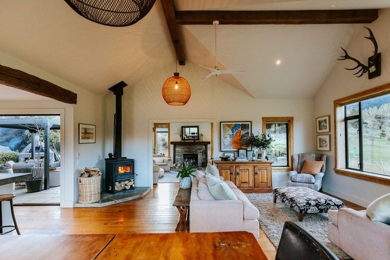 Photo of property in 1050 Lake Hawea-albert, Albert Town, Wanaka, 9382