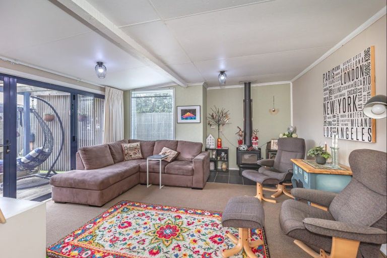 Photo of property in 13 Koputara Road, Himatangi Beach, Foxton, 4891