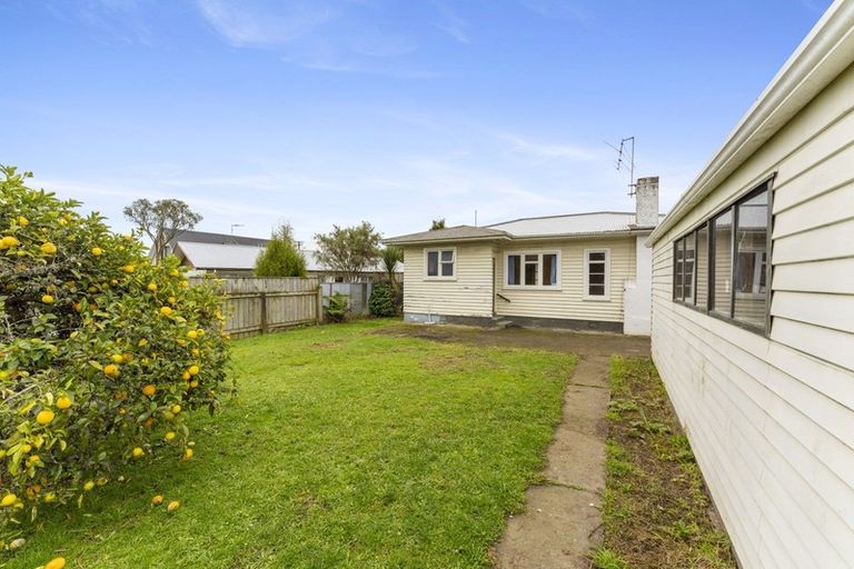 Photo of property in 5 Graham Street, Levin, 5510