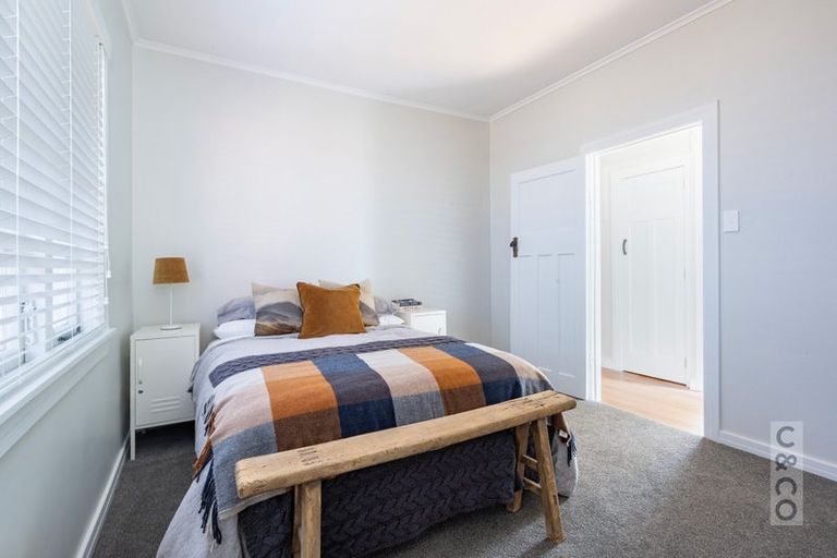 Photo of property in 29 Cambridge Road, Riverhead, 0820