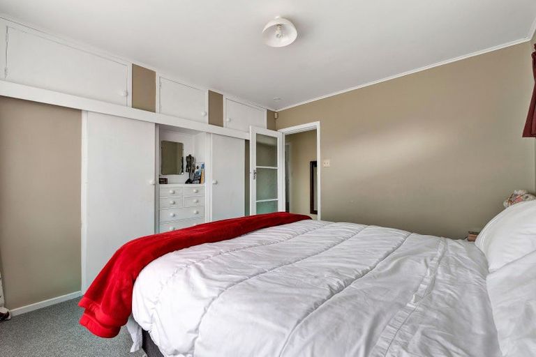 Photo of property in 1 Regan Street, Stratford, 4332