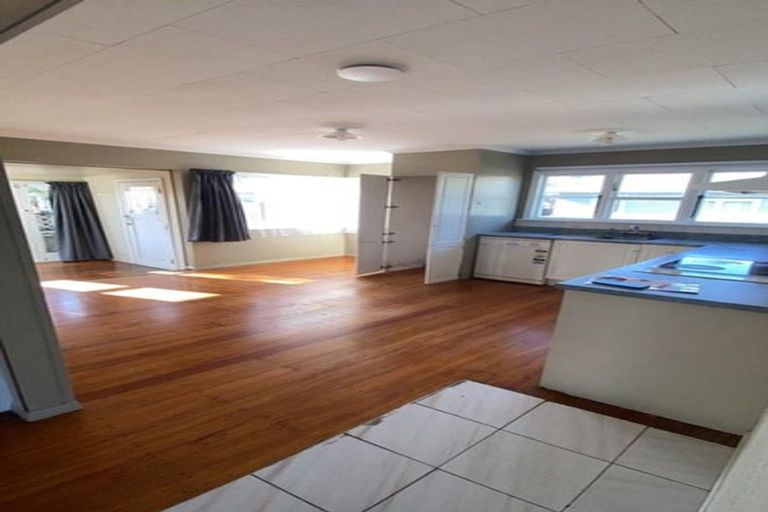 Photo of property in 1/42 Parkers Road, Tahunanui, Nelson, 7011